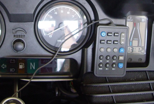 RadioFB02.jpg