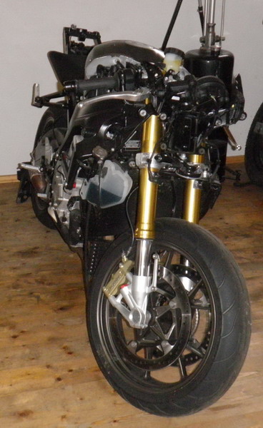 BMW S 1000 001.jpg