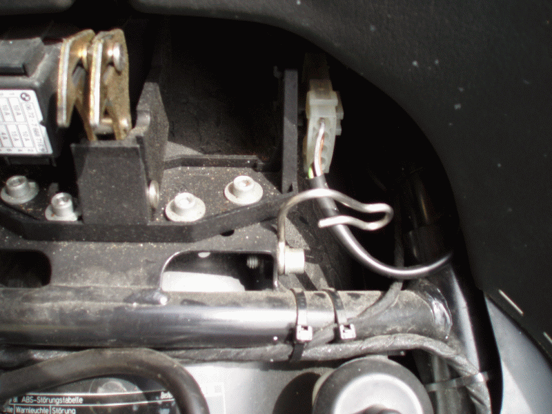 BMW_LT_1200_Navi_Einbau_02.gif