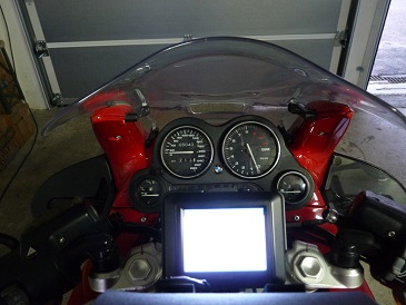 K1200RS_Universalhalter_Bild_04-1.jpg