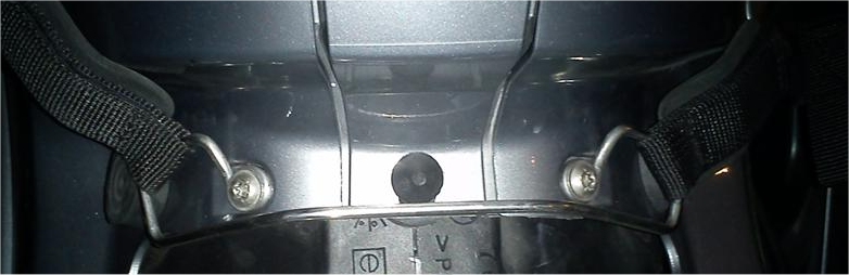 unter der Sitzbank.jpg