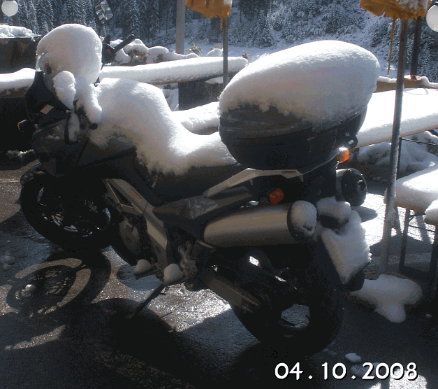 Motorrad Schnee.gif