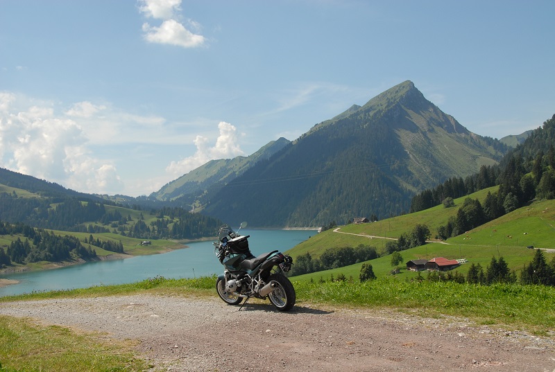 Am Hongrin-See.JPG