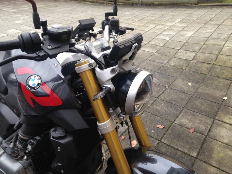 R12003.jpg