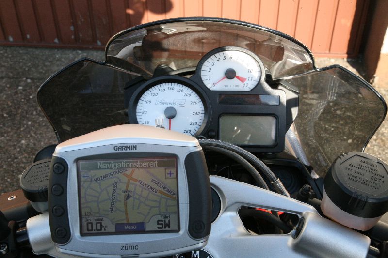 zumo-K12R_3s.jpg