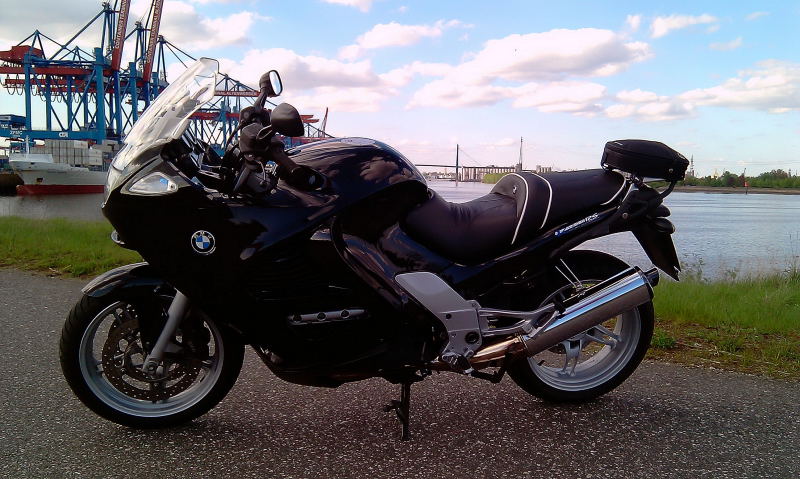 BMW.JPG