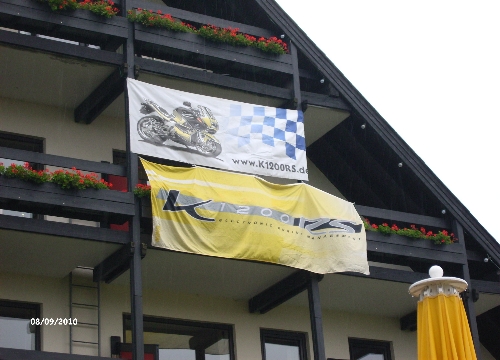 Hotel Fahnen.jpg